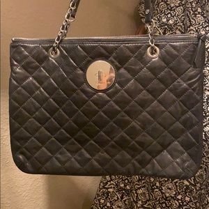 NWOT - DKNY quilted purse w/ double chain handles